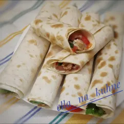 Закуска в лаваше с курицей и овощами 🌯