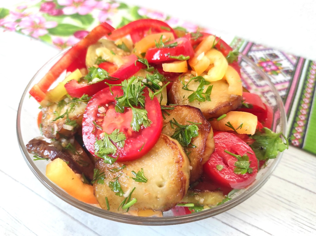 Вкусные рецепты салата из хрустящих баклажанов