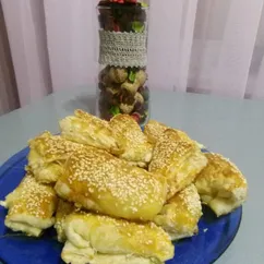 Слойки с сыром