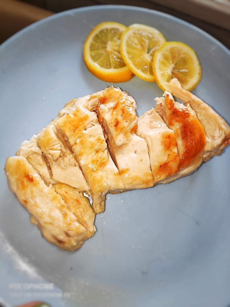 Куриное филе в лимонном соусе