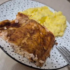 Горбуша в духовке под соусом