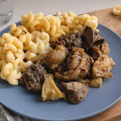 Куриная печень с яблоками