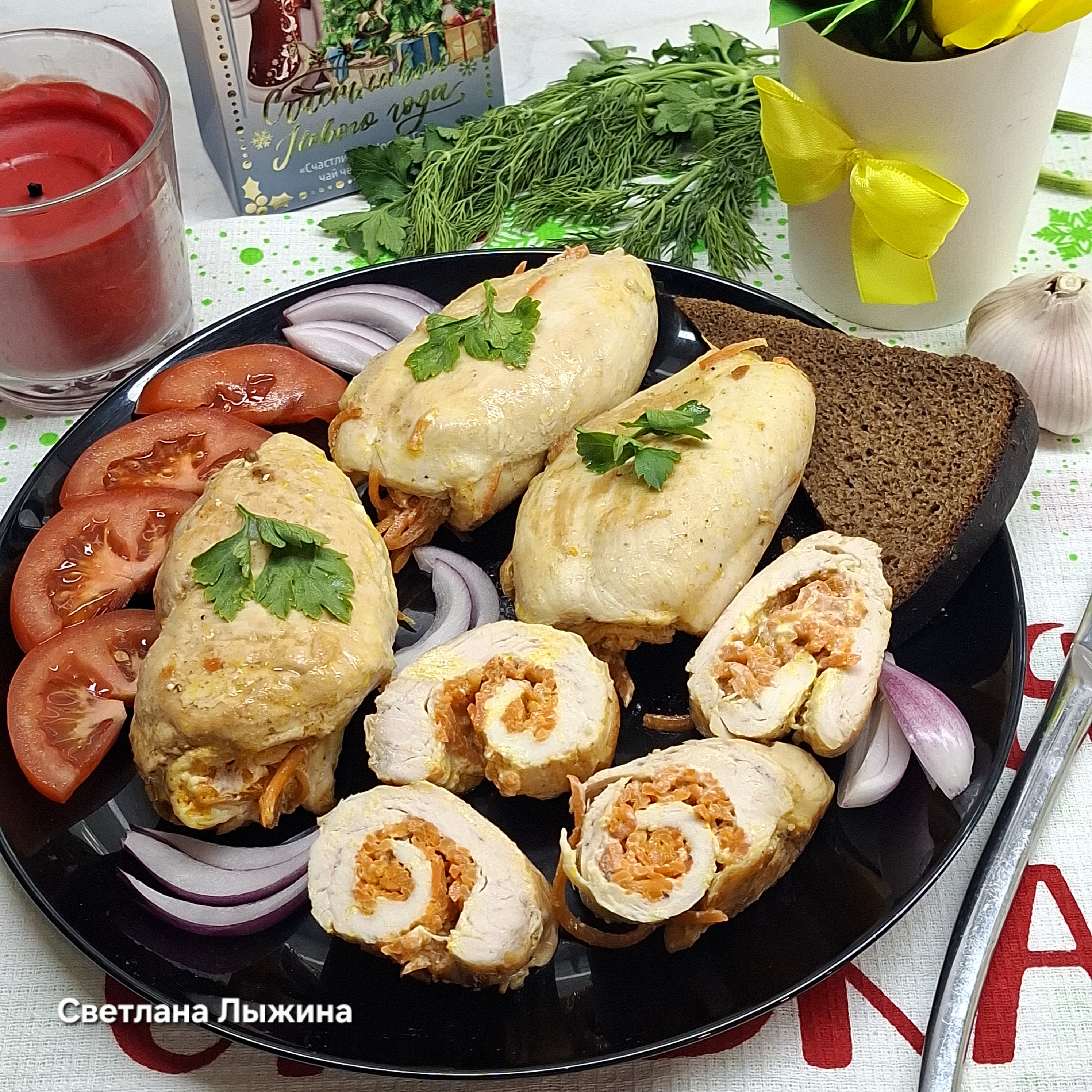 Куриные рулетики с корейской морковью