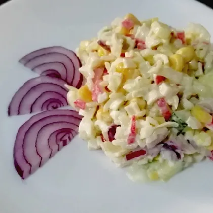 Салат из крабовых палочек с рисом