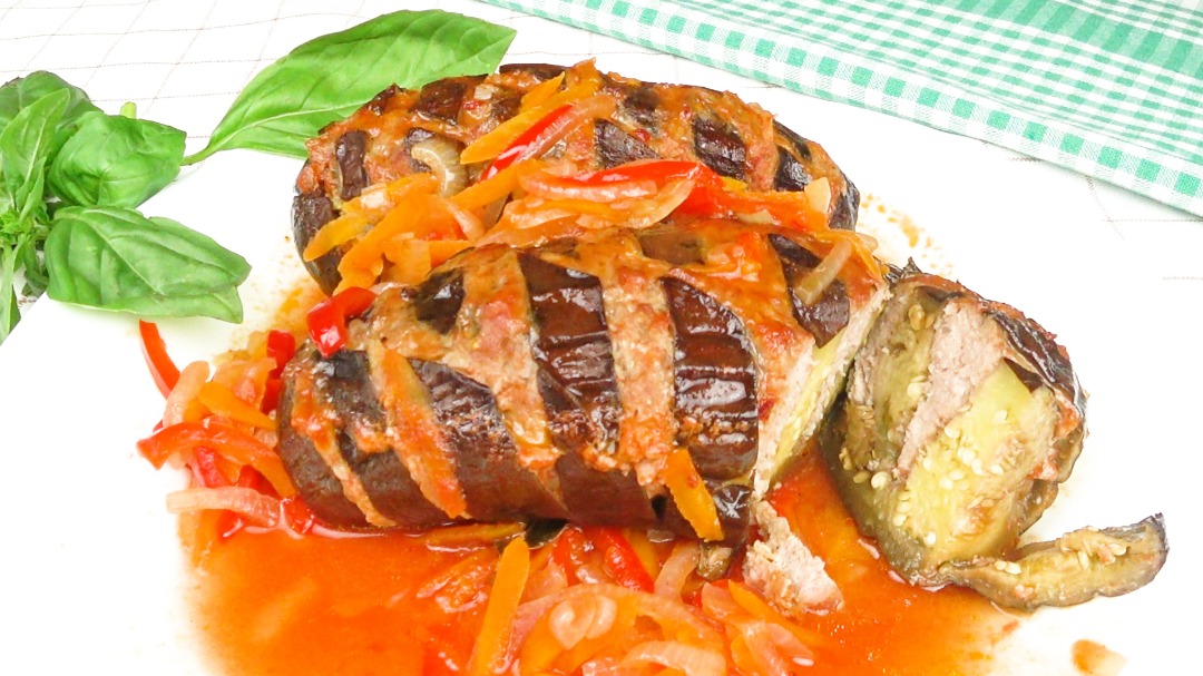 Баклажаны с мясным фаршем и соусом | Eggplants with mincemeat and sauce