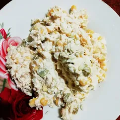 Салат 🥗из курицы🐔 с кукурузой 🌽