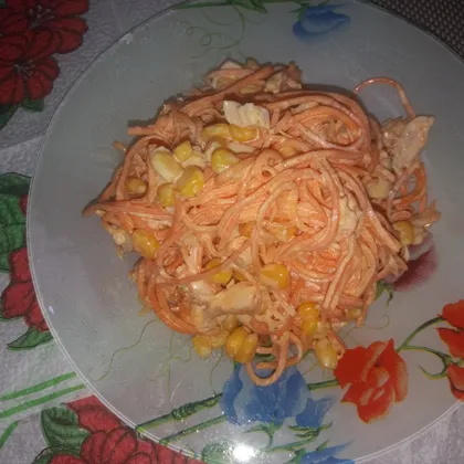 Салат с копченой курицей