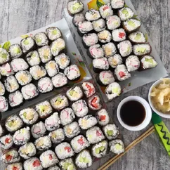 Роллы темпурные горячие и не только 🤭🍣