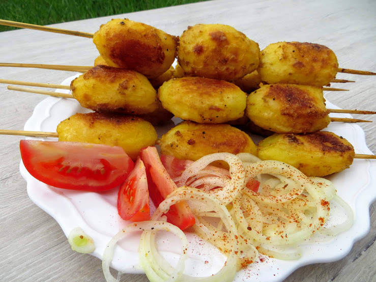 Картофельный шашлык