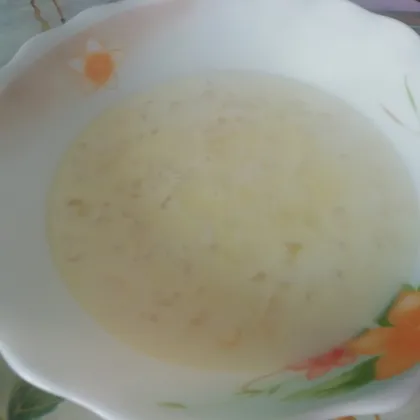 Молочный суп с карамелизованными яблоками