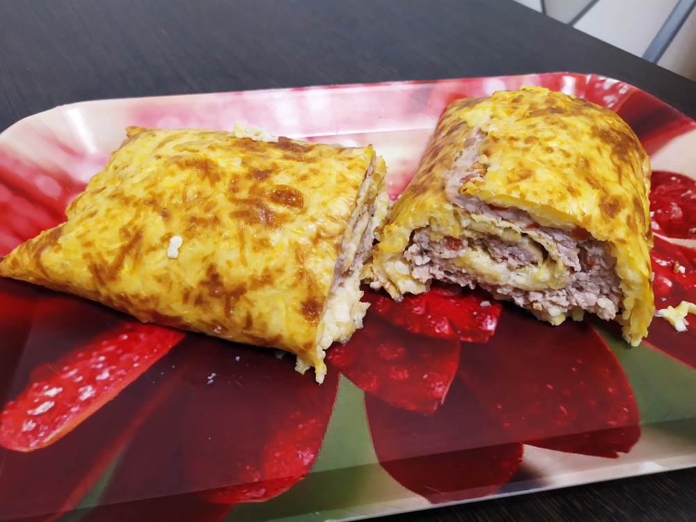 Рулет из кабачков с курицей