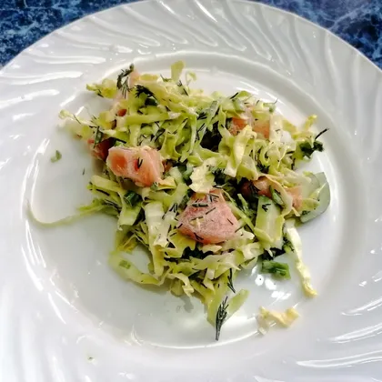Весенний салат с капустой
