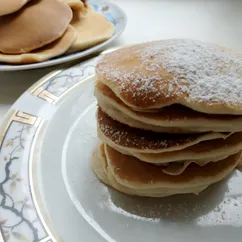 Яблочные панкейки