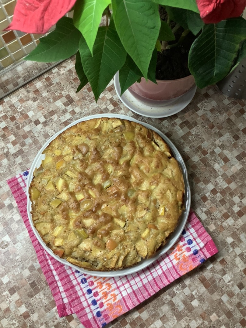 Пирог яблочный «Шарлотка»
