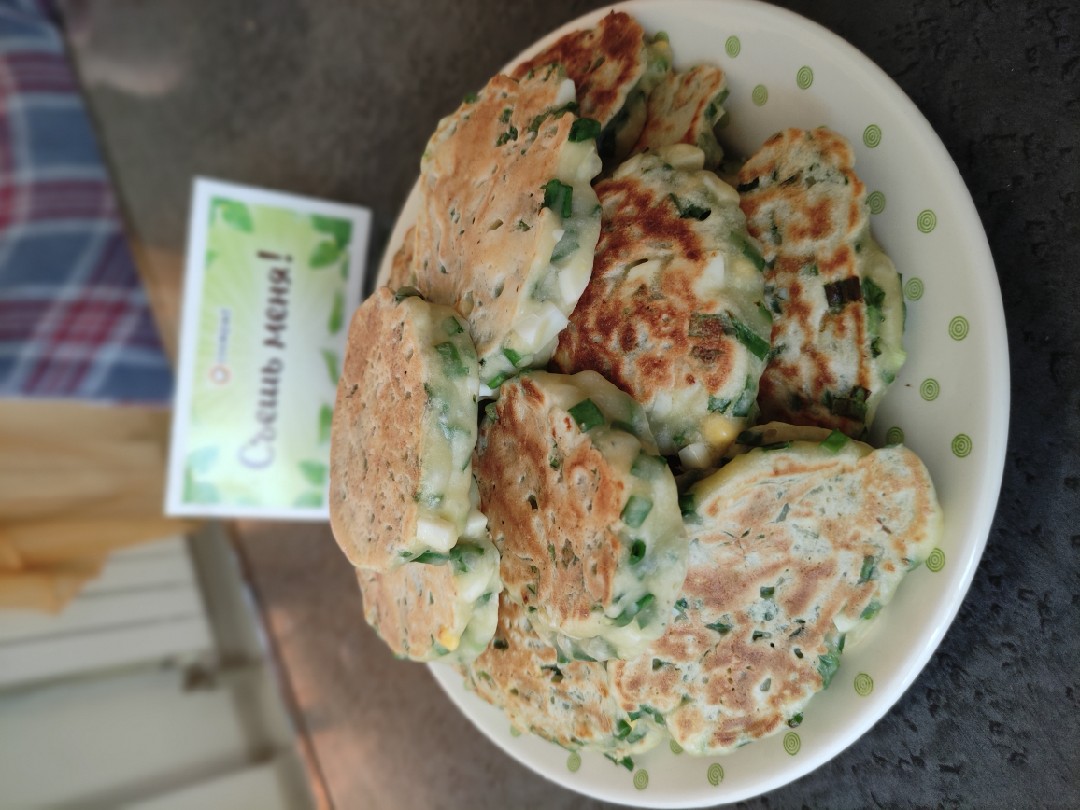 Ленивые пирожки с луком и яйцом
