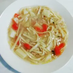 Суп лапша🍜 с курицей 🐔