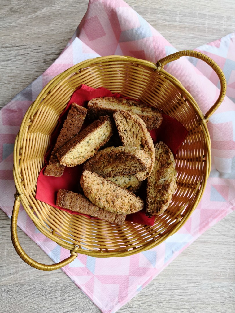 Бискотти с лавандой