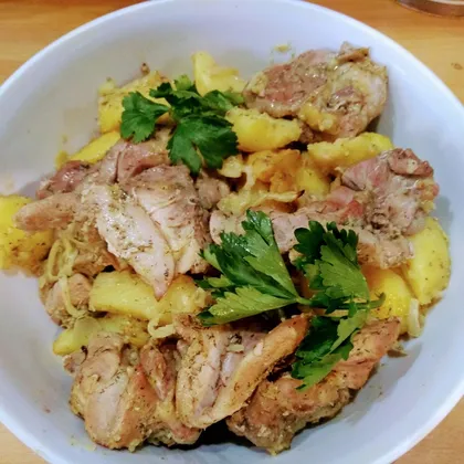 Мясо индейки с картофелем запеченное в духовке