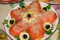 Салат с креветками и красной рыбой «Морская звезда»