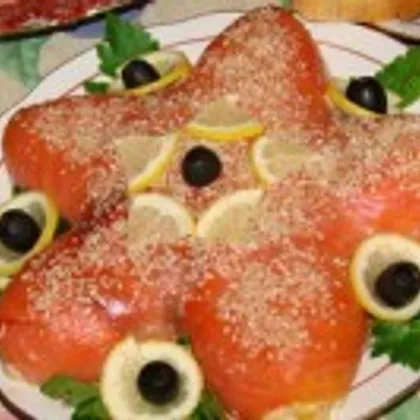 Салат с креветками и красной рыбой «Морская звезда»