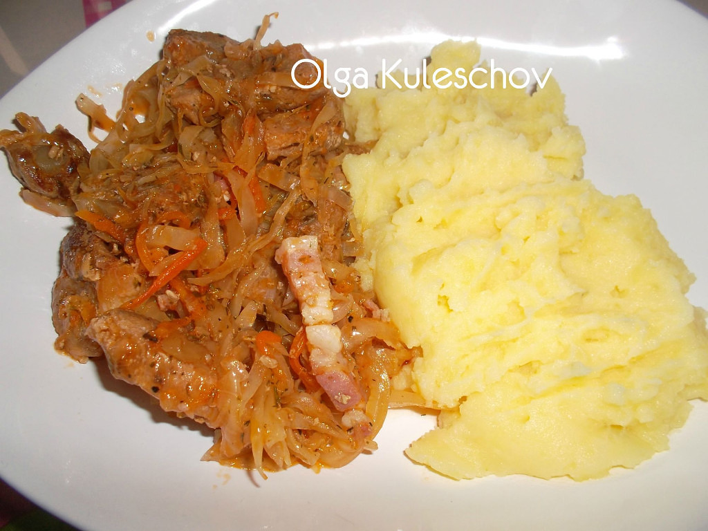 Тушеная капуста с картошкой и курицей рецепт фото пошагово и видео | Receta | Verduras, Repollo