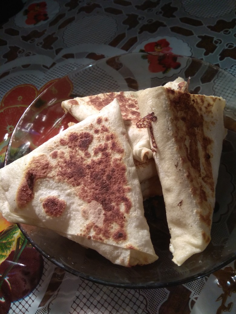 Конвертики с помидоркой и сыром