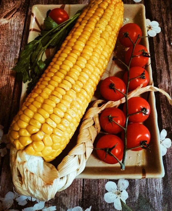 Кукуруза, запечённая в фольге в духовке
