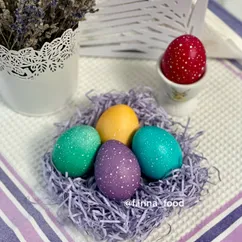 Яйца в крапинку на пасху
