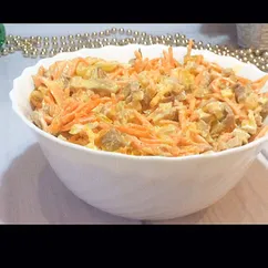 Салат с корейской морковью и мясом