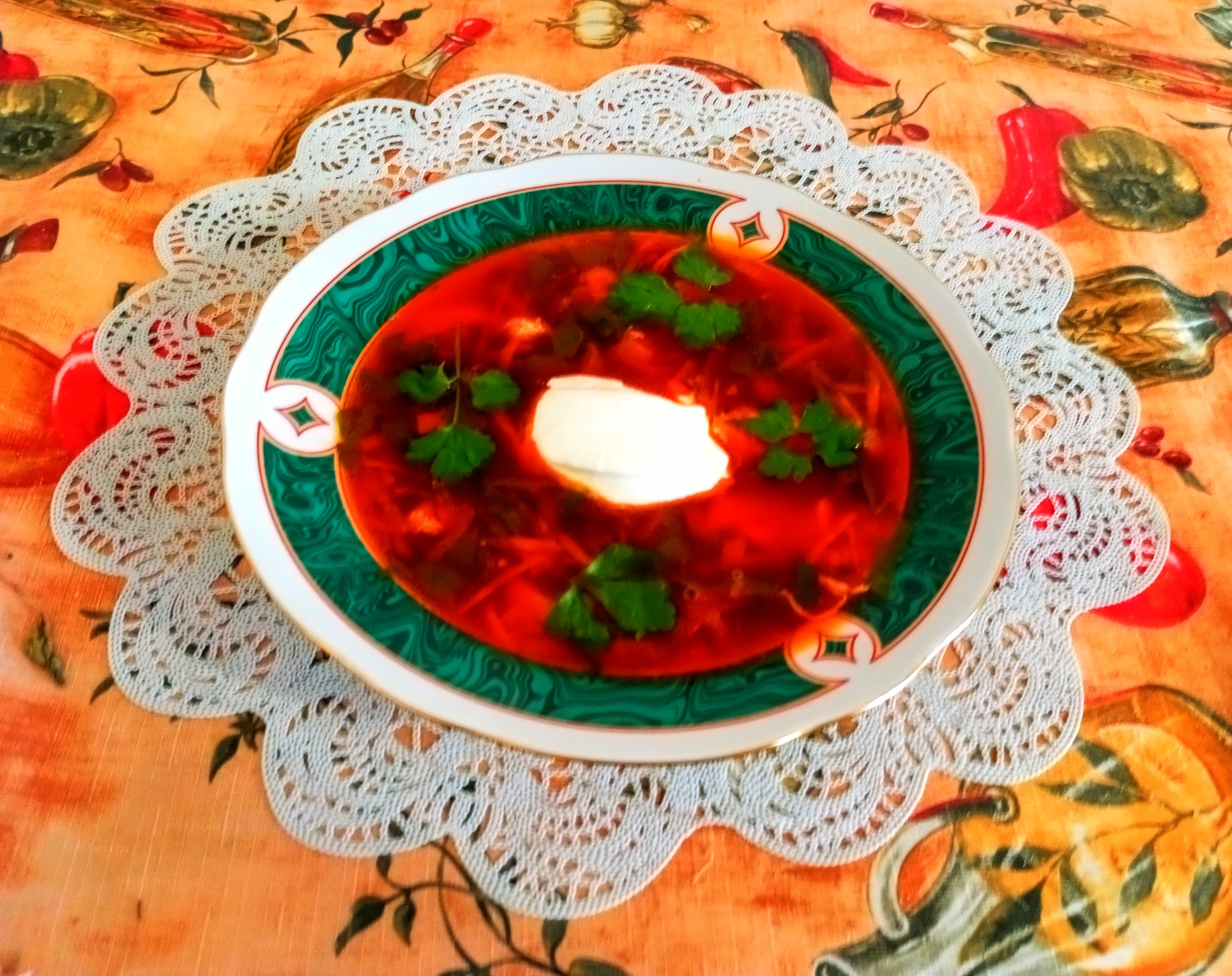 Ботвинник с курицей и  свеклой