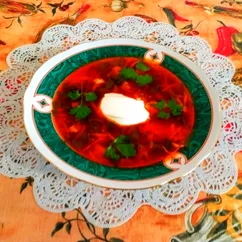 Ботвинник с курицей и  свеклой