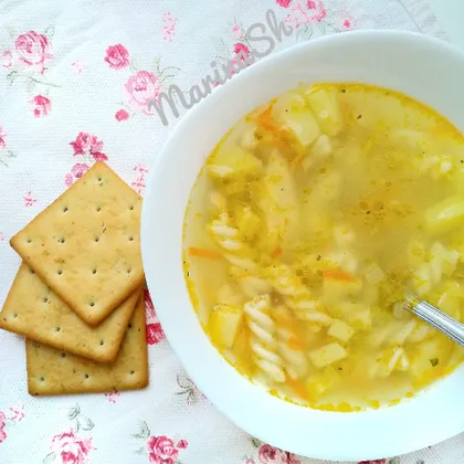 Суп на курином бульоне с макаронами