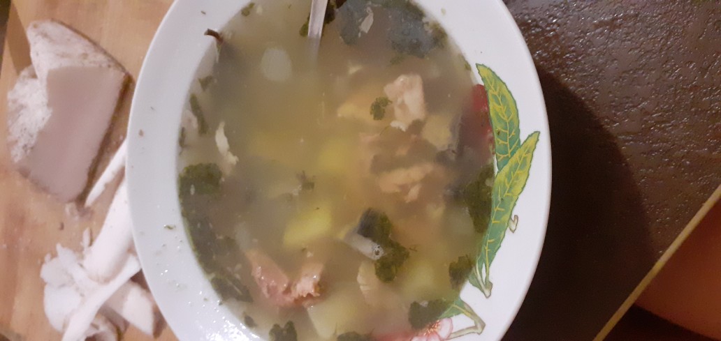 Лёгкий суп с тушенкой