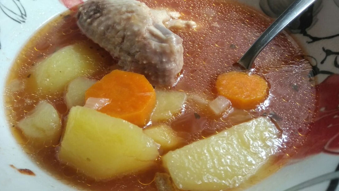 Суп из крыльев на скорую руку