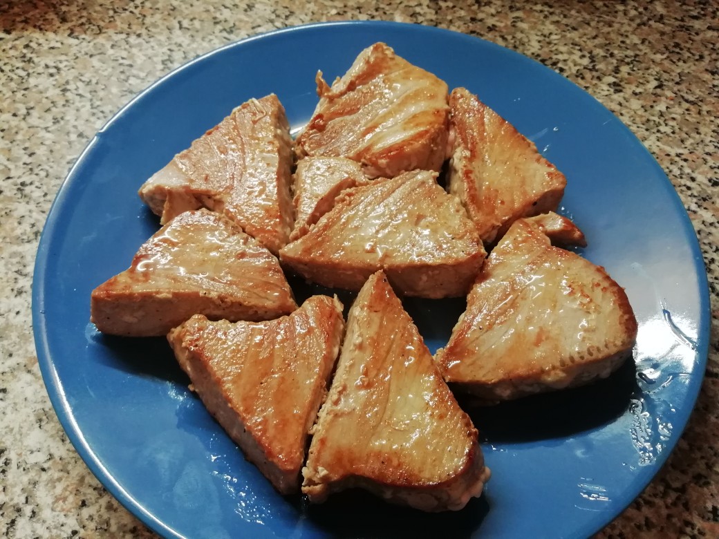 Стейк из тунца