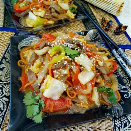 Говядина с овощами в тайском стиле