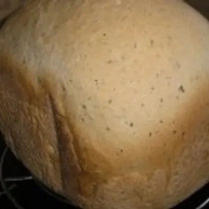 Хлеб с луком и черным перцем
