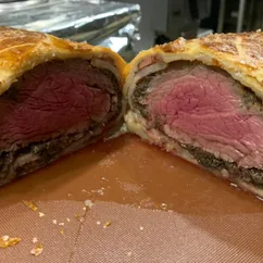 Говядина Веллингтон (Beef Wellington)