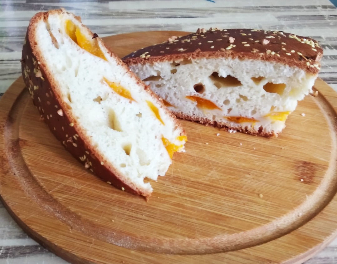 Пирог с абрикосами