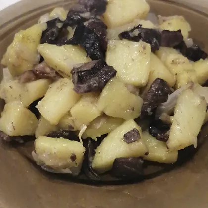 Жареная картошечка с грибочками