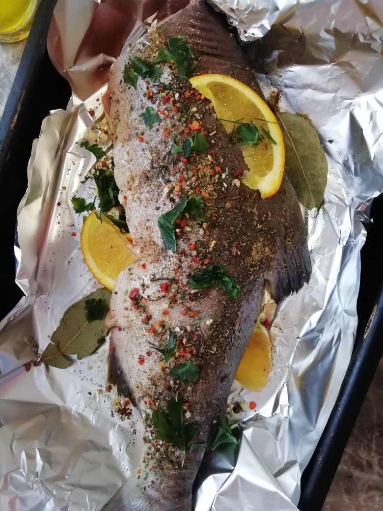 Горбуша в пряном масле, восточными пряностями и апельсином🍊