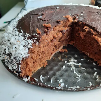 Шоколадный пирог в шоколадной глазури