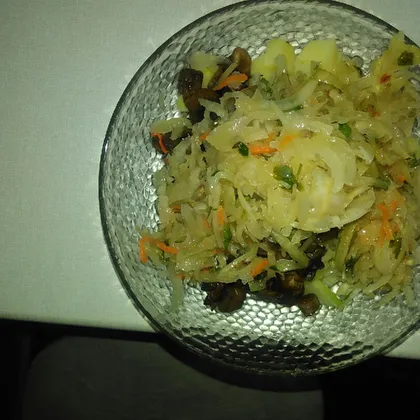 Салат с шампиньонами и картофелем