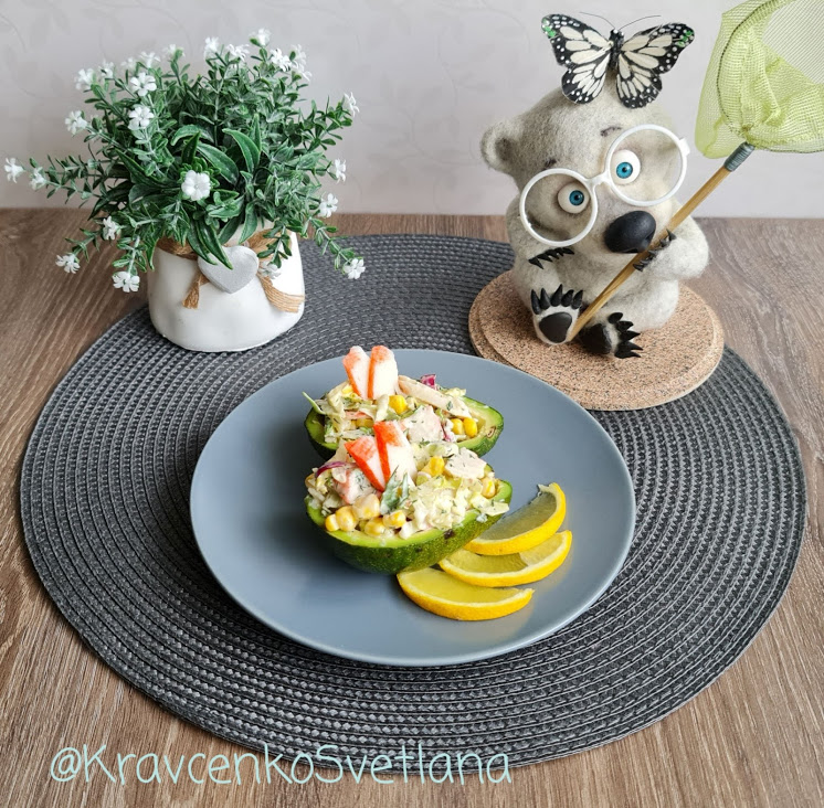 Салат с кукурузой, авокадо и крабовыми палочками - пошаговый рецепт с фото на hb-crm.ru