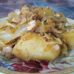 Тушёная капусточка с мясом