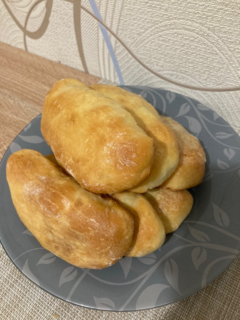 Пирожки с мясом и картошкой в духовке — рецепт с фото пошагово