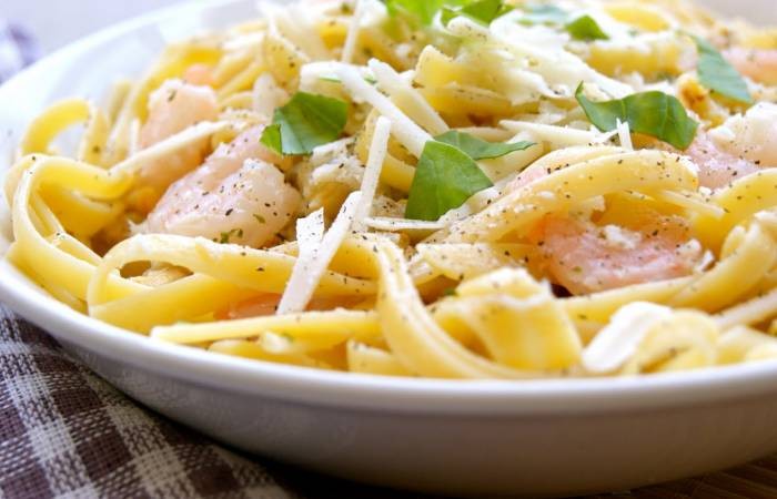 Рецепт с морепродуктами от GRAND DI PASTA — паста с лососем и кальмарами