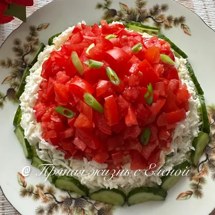 Куриный салат «Красная шапочка» на Новый год 2026