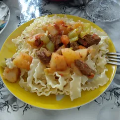 Тушёные овощи с мясом