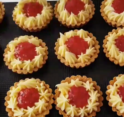 Клубничные тарталетки